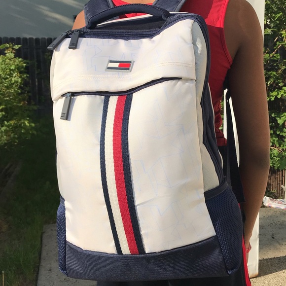 Tommy Hilfiger Backpack - Picture 7 of 8